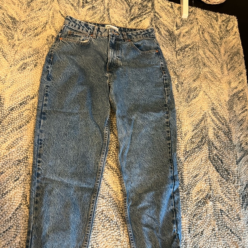 Never worn Zara mom jeans 6